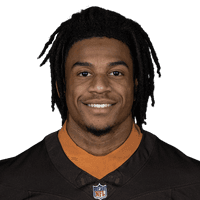 Isaiah Bond